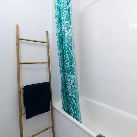 Hometimal - T2 - Free Parking - Terrasse - Jardin Apartment