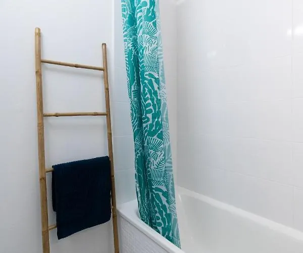 Hometimal - T2 - Free Parking - Terrasse - Jardin 公寓