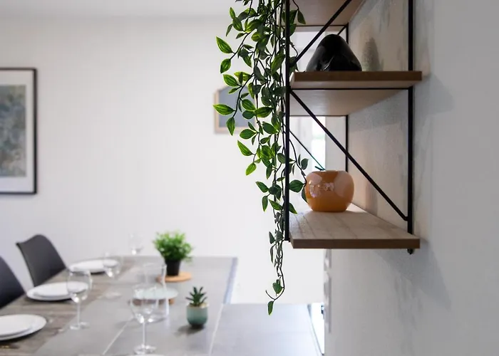 Hometimal - T2 - Free Parking - Terrasse - Jardin *